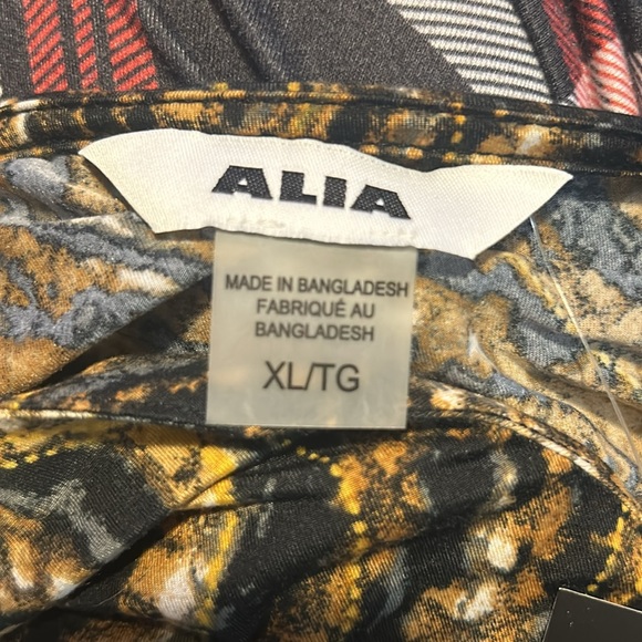 gold, black, and grey long sleeve - Picture 2 of 3